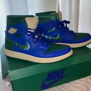 In perfect condition 💚💙